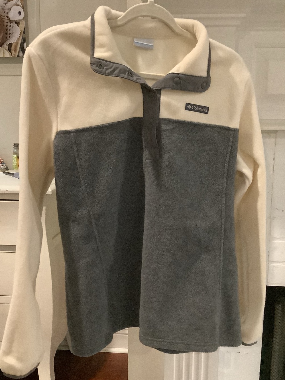 Columbia Two-Tone Snap Pullover - Cream & Gray
